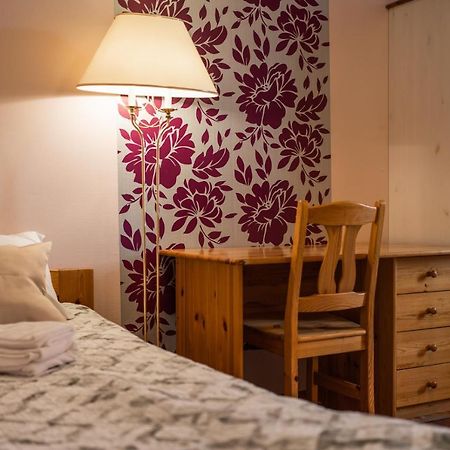 Pueha Vaimu Kuelalistemaja Hotel Tallinn Kültér fotó