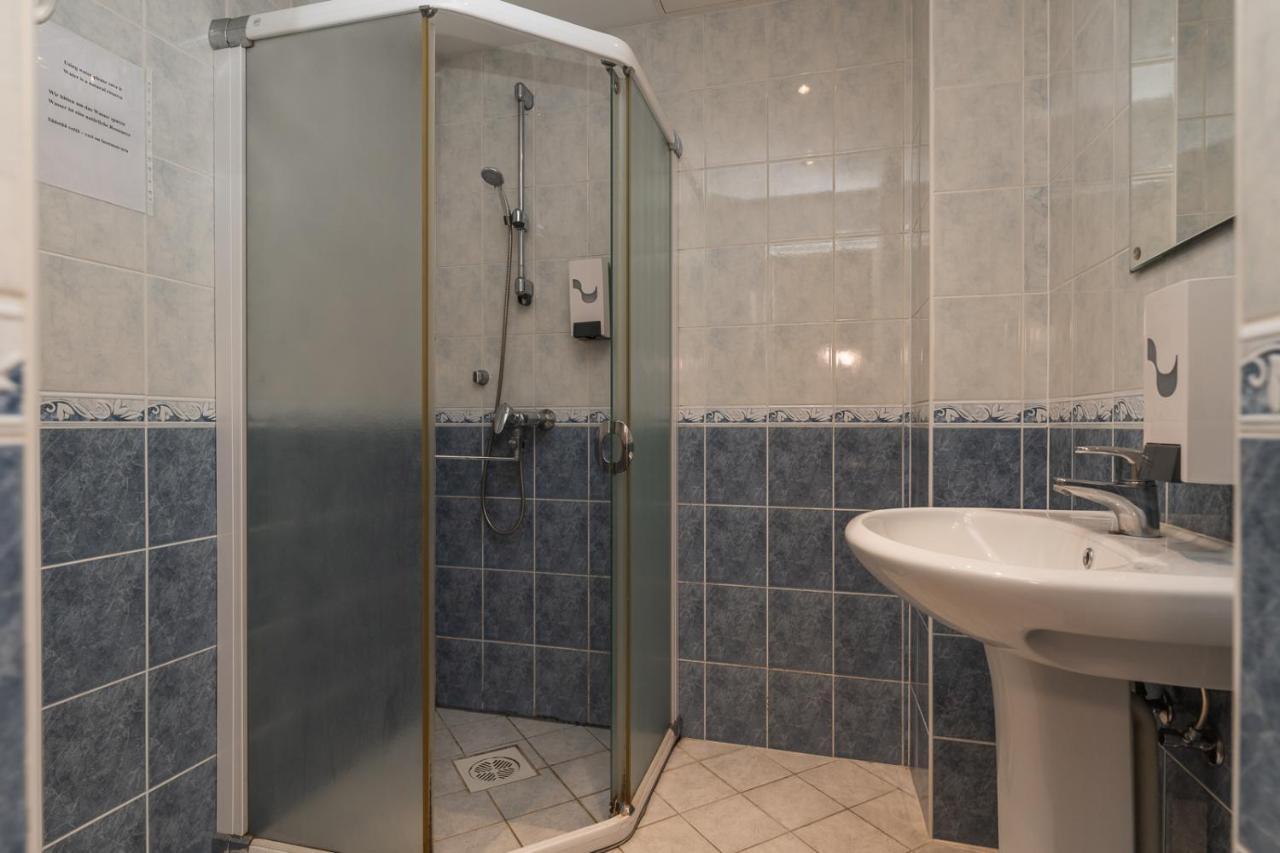 Pueha Vaimu Kuelalistemaja Hotel Tallinn Kültér fotó